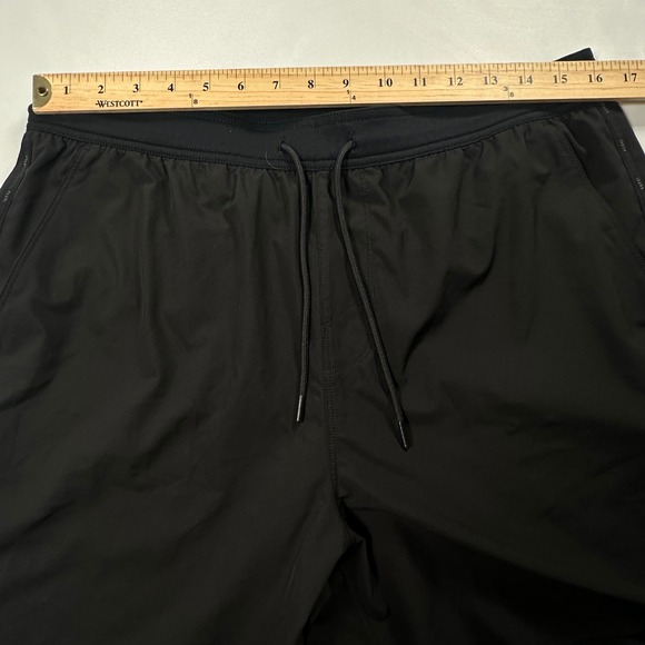 Vuori Shorts Mens XL‎ Black Fullerton Lined 2 In 1 Active Gym Training Stretch - Picture 9 of 10